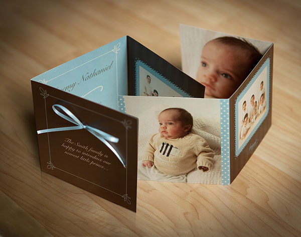Smith_annoucement baby portrait