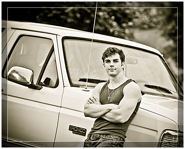 wpid5343-075_Guin.jpg Senior portrait
