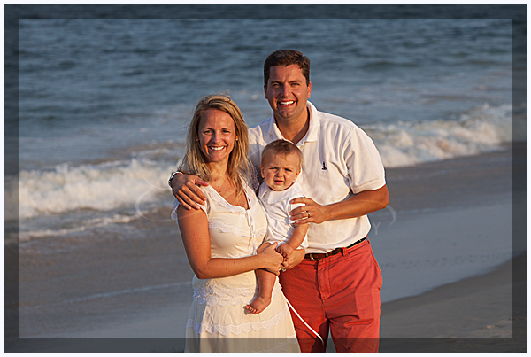 wpid8046-017_Gegelys.jpg family beach portrait