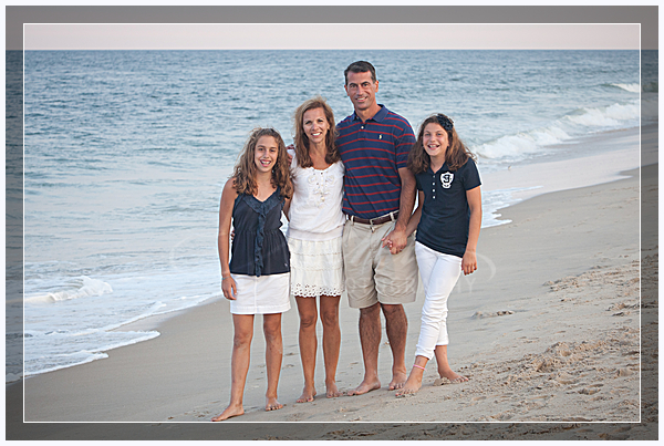 wpid8052-165_Gegelys.jpg family beach portrait
