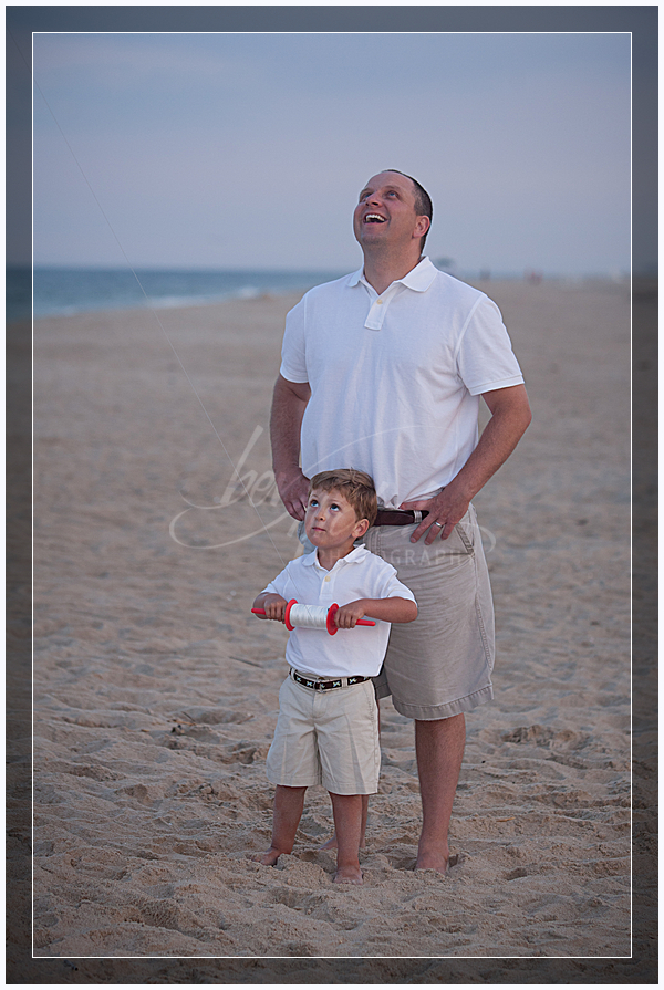 wpid8056-238_Gegelys.jpg family beach portrait