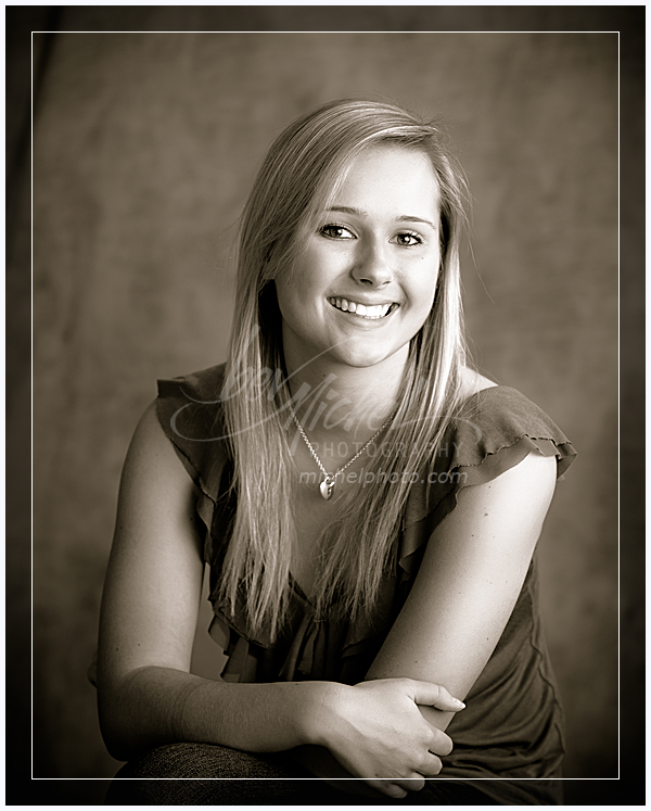 wpid8878-001_Doubleday-Edit.jpg senior portrait