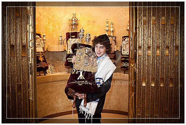 wpid9449-051_Longwill_Sam.jpg Bar Mitzvah Photography